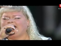 Х-фактор 3: Пышки из группы 3D зажгли на сцене шоу