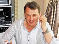 Марата Башарова лишили водительских прав почти на два года