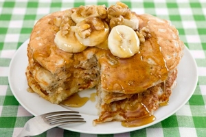 Как приготовить банановые панкейки (ВИДЕО)