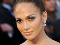 Идеальные брови знаменитостей