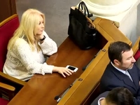 Регионалка Тая Повалий стучит в Раде в такт оппозиции
