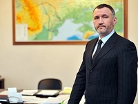 Как живет зам генпрокурора Ренат Кузьмин в Пуще-Водице (ФОТО)