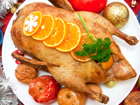 Запеченная утка на Рождество: ТОП-5 рецептов