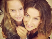 Жанна Бадоева вместе с дочерью снялась в фотосессии для журнала JFStar