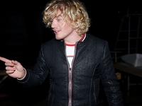 Александр Кривошапко показал татуировки и голый торс в фотосессии