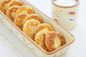 Как приготовить сырники с вареной сгущенкой (ВИДЕО)