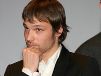 Алексей Чадов борется с фейковым аккаунтом в Twitter
