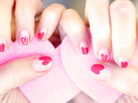 Маникюр на День святого Валентина: Влюбленные сердца