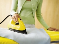 Выводим пятна от утюга: 6 способов