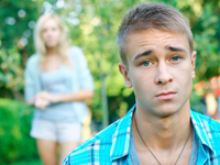 Почему твой мужчина смотрит на других женщин