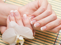 Лечение ломких слоящихся ногтей