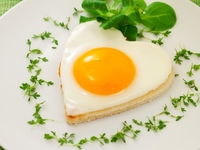 Рецепты на День Валентина: Сердечная яичница