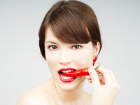 Как соблазнить мужчину? Покажи ему зубы