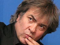 Янукович наградил Хостикоева орденом