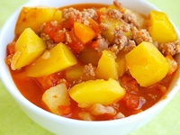 Овощное рагу с мясным фаршем