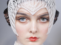 Неделя моды в Лондоне: Лучшие прически и макияж