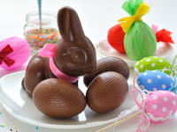 Как приготовить шоколадные пасхальные яйца