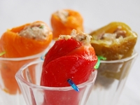 Рулетики из запеченного перца