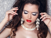 Что мужчины не любят в женском макияже