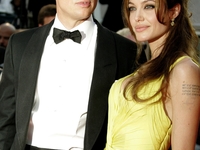 Анджелина Джоли и Брэд Питт поженились: Жизнь в фотографиях