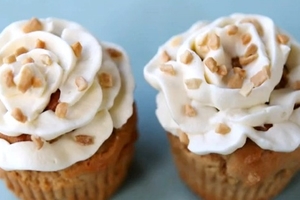 Как приготовить ореховые кексы (ВИДЕО)