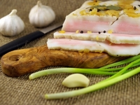 Сало по-венгерски