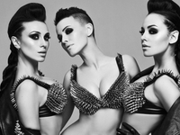 Кожа, шипы и дорогие машины: новый клип группы NIKITA