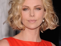 ТОП-10 звезд со стрижкой боб