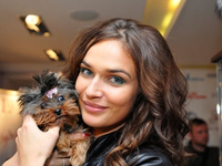 В четырех стенах скандальной звезды Алены Водонаевой