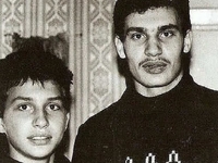 Фото молодых братьев Кличко попало в Сеть