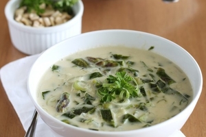 Как приготовить весенний суп со спаржей (ВИДЕО)