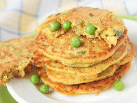 Оладьи с зеленым горошком