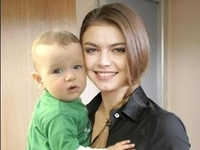 День рождения Алины Кабаевой: История тайных отношений гимнастки с лидером РФ