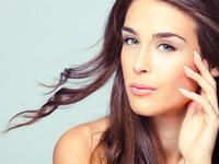 Нежелательные волосы на лице: что делать?