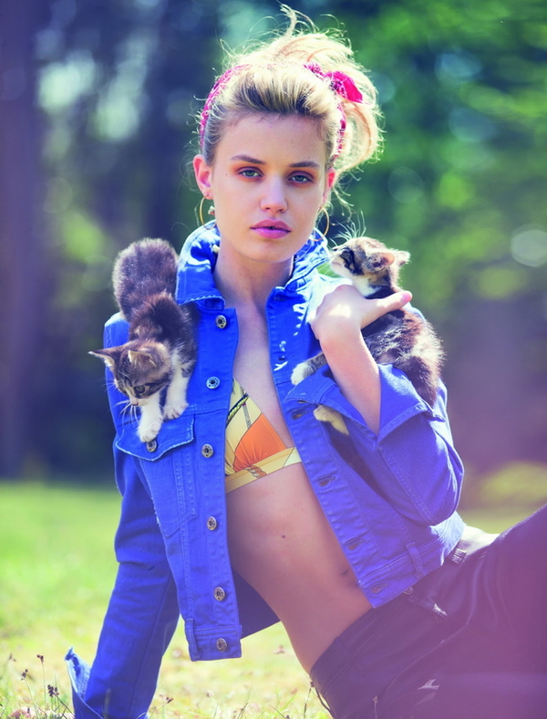 Модель, котята, шоколад: Игривая фотосессия в журнале Muse