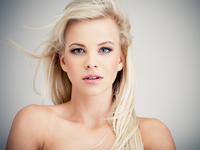 Лучшие цвета для макияжа блондинок