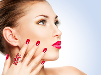 Как удалить лак с ногтей: Необычный способ