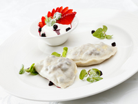 Как приготовить вареники с черникой