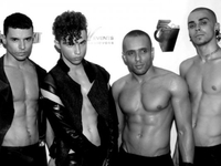 Kazaky сняли клип в аэропорту Жуляны