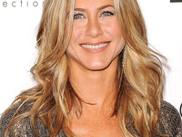 Прическа пляжные волны: Звездные примеры