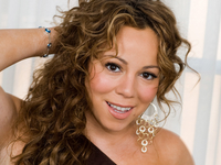 Как поддерживает стройность певица Мэрайя Кэри