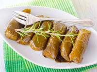 Долма с рисом и орехами