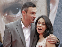 Виталию Кличко исполнилось 42 года: Фото успешного семьянина