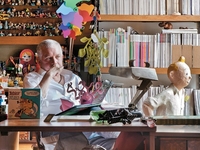 Дом-библиотека: Известный архитектор завалил жилье книгами