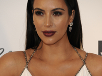 Beauty-конфузы звезд: Ресницы "паучьи лапки"