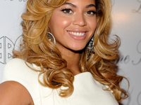 Бейонсе подстриглась "под мальчика"