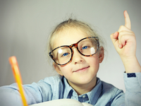 Как лазерные игрушки влияют на зрение ребенка