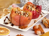 Запеченные яблоки: Три вкусные идеи