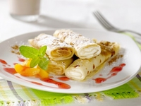 Блины с творогом на завтрак: Три вкусные идеи