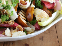 Осенние салаты из груши: ТОП-5 рецептов